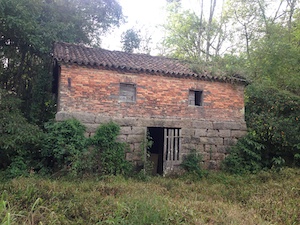 Alpendre da casa de Giosuè
